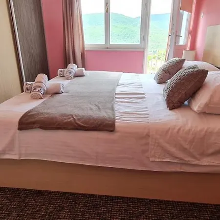 Апартаменты Norma Free Parking *