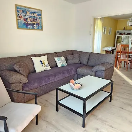 Norma Free Parking *